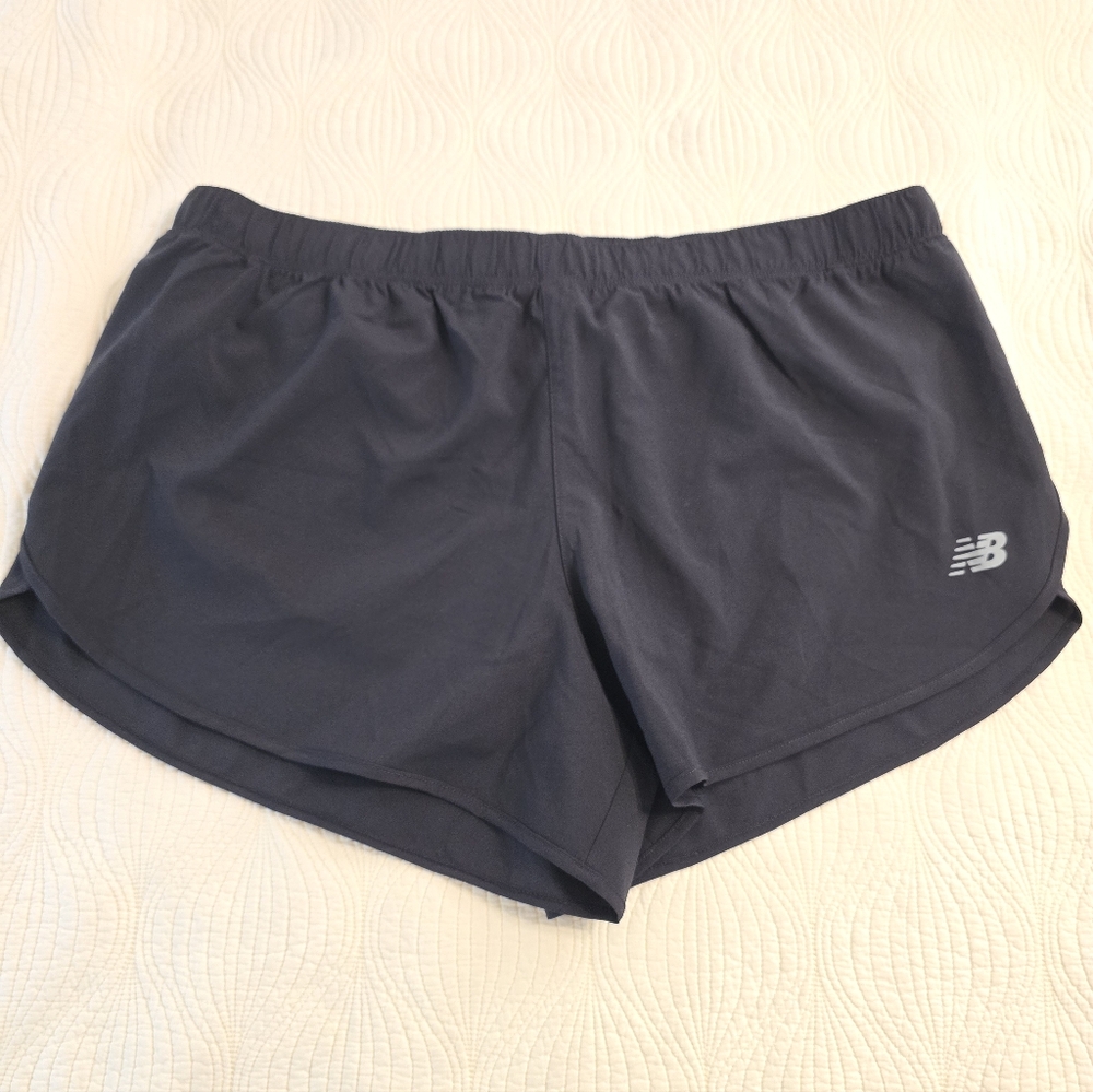 NWT New Balance Ladies 3" Sport Shorts